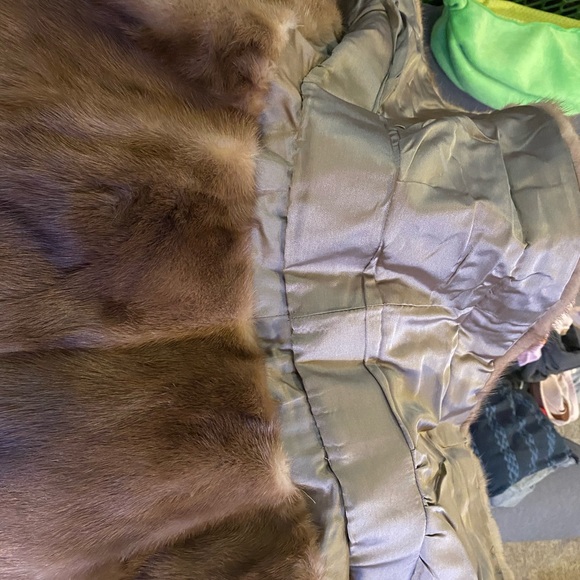 - real fur shrug - Picture 8 of 8